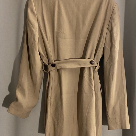 TOPSHOP Belted Long-Line Blazer in Taupe - Picture 6 of 6